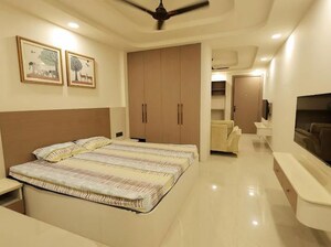 1 BHK Builder Floor For Rent in South City 2