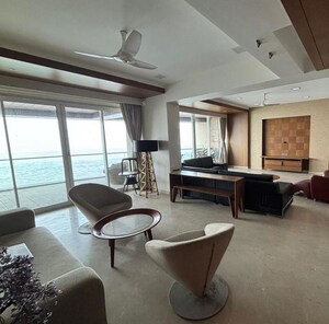 Team Area in 3 BHK Apartment at Lokhandwala Minerva Mahalaxmi, Mahalaxmi – for Rent