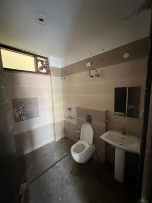 Bathroom in 3 BHK Builder Floor at Sector 21 – for Rent