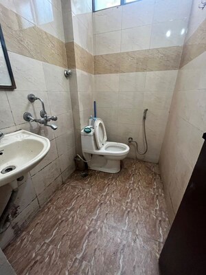 Bathroom in 1 RK Builder Floor at Moti Vihar – for Rent