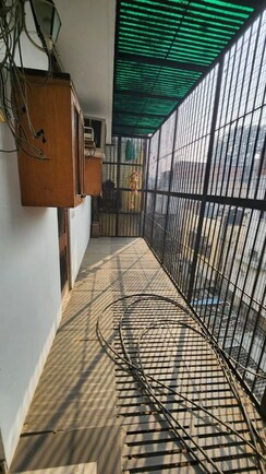 2 BHK + Study Room Builder Floor For Rent in Defence Colony