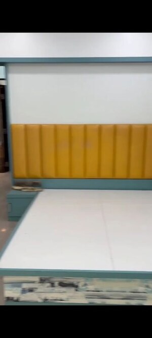 Bedroom in 2 BHK Apartment at Kandivali West – for Sale