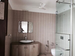Bathroom in 3 BHK Builder Floor at Lavish Apartment, Malcha Marg – for Rent