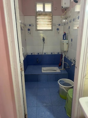 Bathroom in 5 BHK Independent House at Lakdi Ka Pul – for Sale