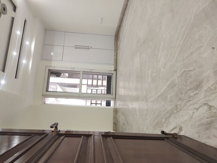 undefined, east of kailash Commercial Office Space 2000 Sq.Ft. In East Of Kailash Delhi 10454312