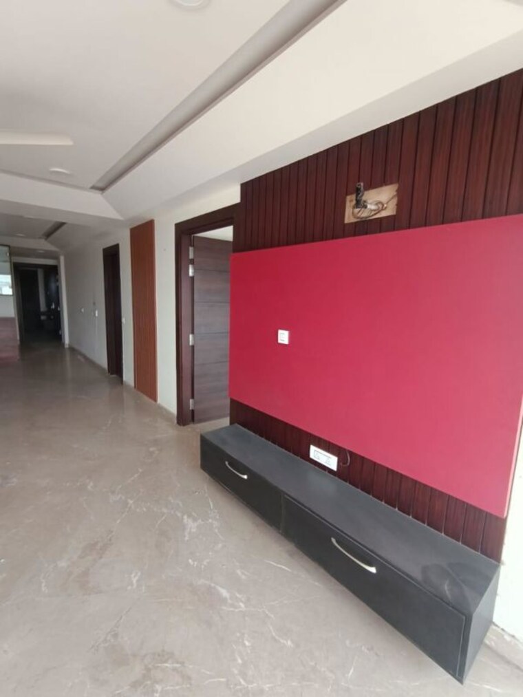 Room, bptp-amstoria-country-floor 3 Bedroom 2025 Sq.Ft. Apartment In Sector 102 Gurgaon 10454331