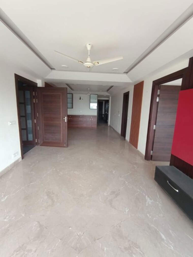 Room, bptp-amstoria-country-floor 3 Bedroom 2025 Sq.Ft. Apartment In Sector 102 Gurgaon 10454331