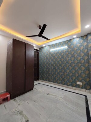 Bedroom in 3 BHK Builder Floor at Govindpuri – for Rent