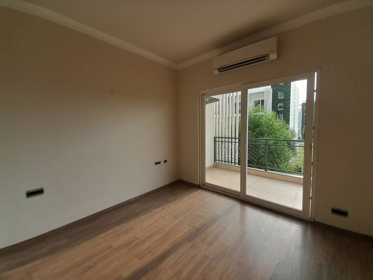 Room, central-park-flower-valley 2.5 Bedroom 1093 Sq.Ft. Builder Floor In Sohna Sector 33 Gurgaon 10454343