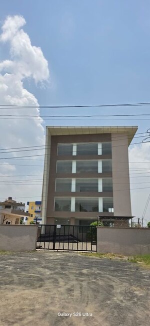  Shop For Rent in Argora