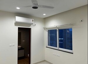 Room in 3 BHK Apartment at Prestige Beverly Hills, Kokapet – for Rent