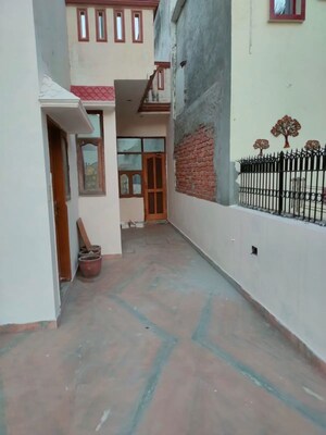 Balcony in 2.5 BHK Independent House at Sector 21c – for Rent
