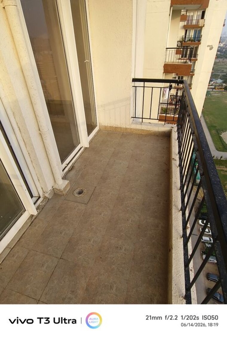 Balcony, amrapali-o2-valley 3 Bedroom 1045 Sq.Ft. Apartment In Tech Zone 4 Greater Noida Greater Noida 10454406