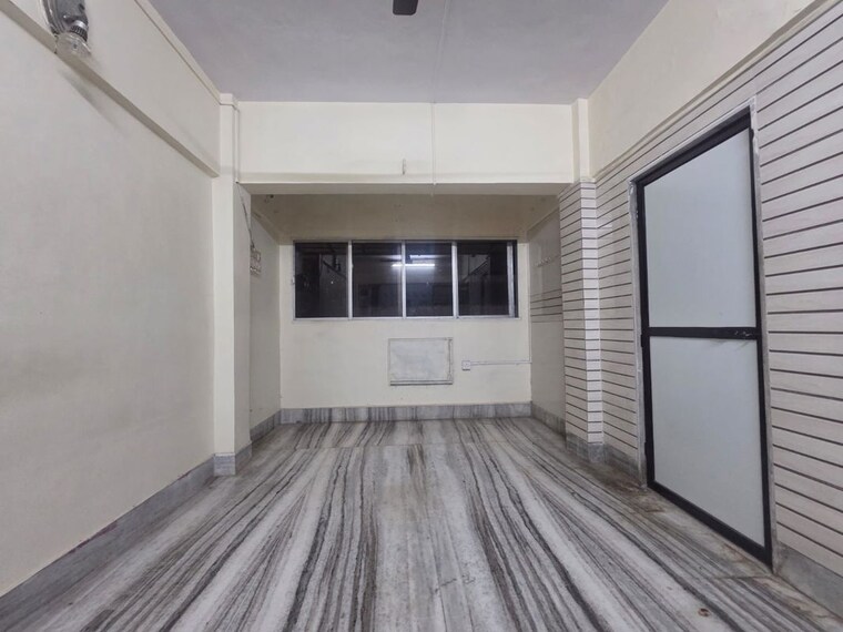Bedroom, topiwala-chs 3 Bedroom 900 Sq.Ft. Apartment In Goregaon West Mumbai 10454428