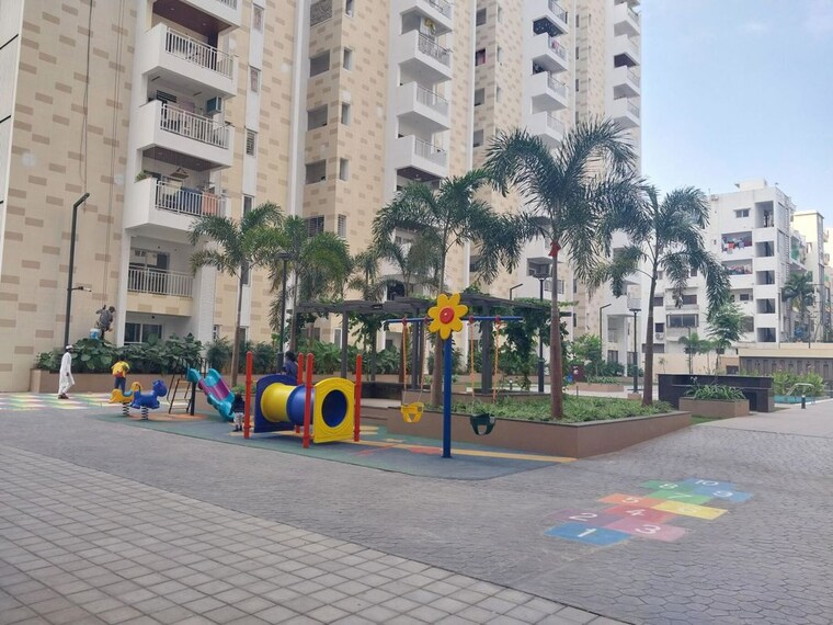 Exterior View, ambience-courtyard 3 Bedroom 1640 Sq.Ft. Apartment In Manikonda Hyderabad 10440963