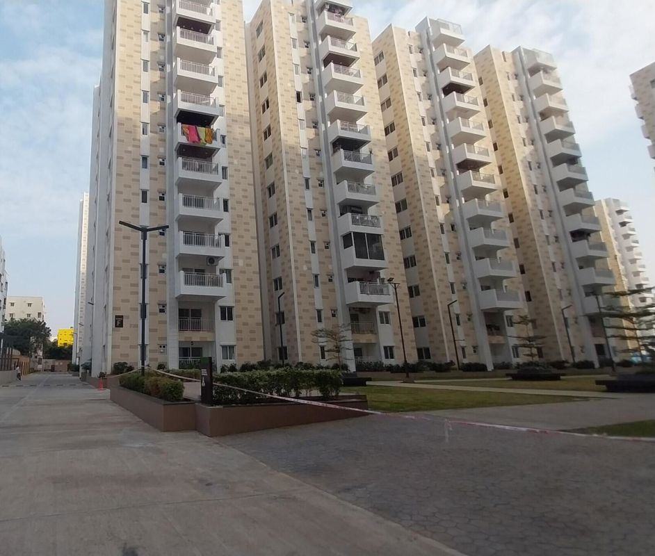 3 BHK + Pooja Room 1640 Sq.Ft. Apartment in Ambience Courtyard