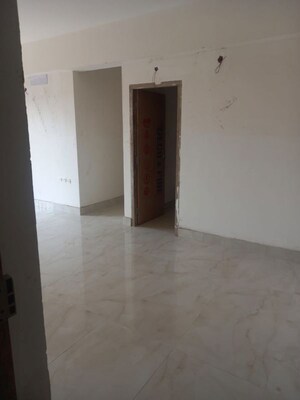Room in 3 BHK Apartment at Natural City Laketown, Lake Town – for Rent