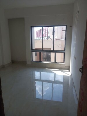 Room in 3 BHK Apartment at Natural City Laketown, Lake Town – for Rent