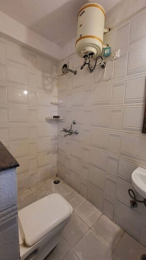 Bathroom in 2 BHK Builder Floor at Sector 40 – for Rent