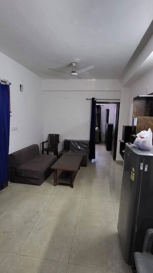 Living Room in 2 BHK Builder Floor at Sector 40 – for Rent