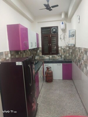 Kitchen in 2 BHK Builder Floor at Sector 40 – for Rent