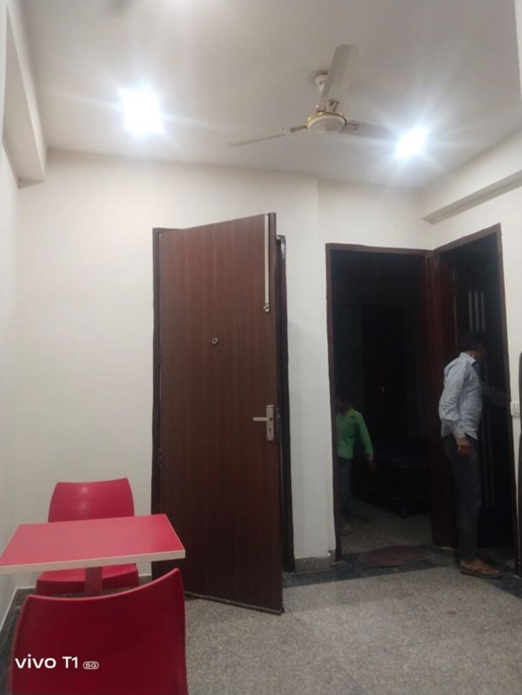 Bedroom, sector 40 2 Bedroom 1200 Sq.Ft. Builder Floor In Sector 40 Gurgaon 10454449