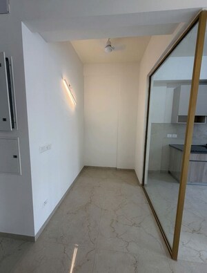Room in 2 BHK Apartment at Smart World Orchard, Sector 61 – for Rent