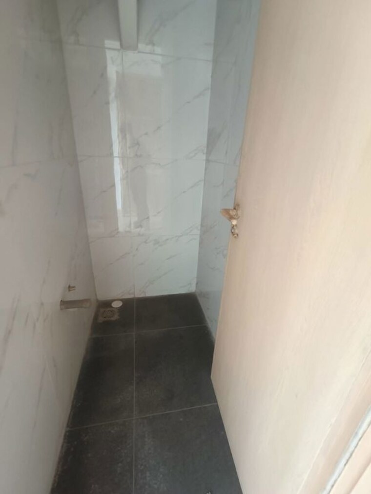 Bathroom, ps-aurus 4 Bedroom 3972 Sq.Ft. Apartment In Tangra Kolkata 10454453