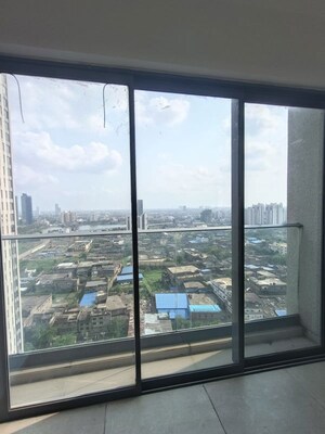 Room in 4 BHK Apartment at PS Aurus, Tangra – for Sale
