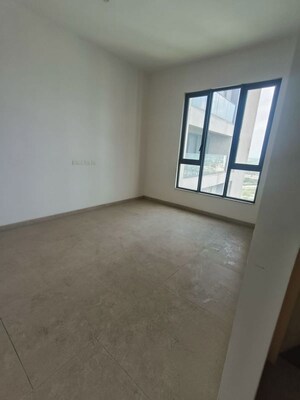 Room in 4 BHK Apartment at PS Aurus, Tangra – for Sale