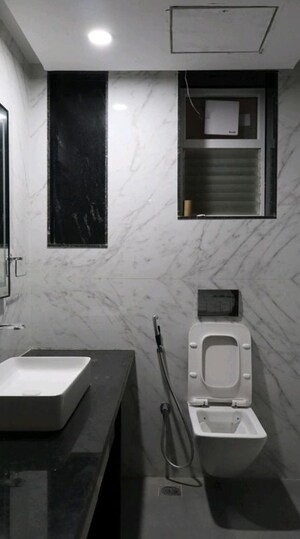 Bathroom in 4 BHK Apartment at Vaibhavi Sai Vaibhavi Valero, Jubilee Hills – for Rent