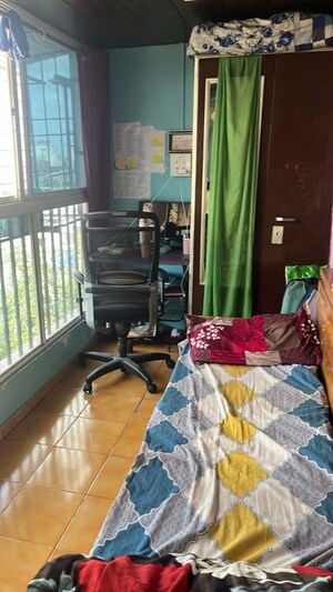 Bedroom in 1.5 BHK Apartment at Dhanori – for Rent