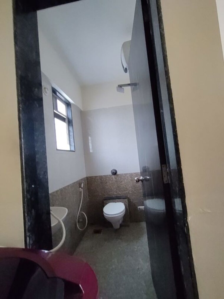 Bathroom, krishna-lotus-court 1 Bedroom 600 Sq.Ft. Apartment In Kharadi Pune 10454484