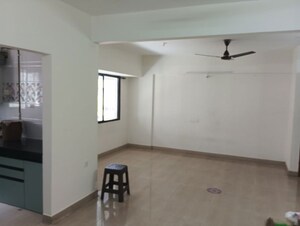 Room in 2 BHK Apartment at B U Bhandari Hill Side Phase I, Baner – for Rent
