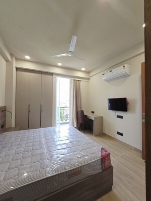 Building Lobby in 2 BHK Builder Floor at Dlf Cyber City – for Rent
