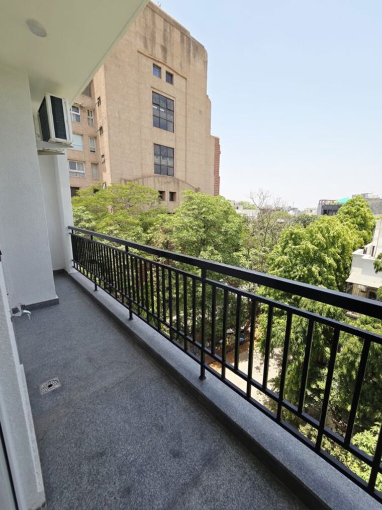 Balcony, dlf cyber city 2 Bedroom 1100 Sq.Ft. Builder Floor In Dlf Cyber City Gurgaon 10454503