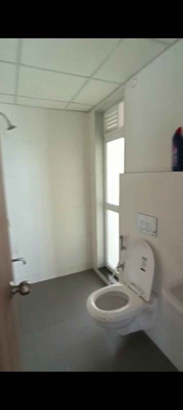 Bathroom, godrej-emerald-vista 3 Bedroom 930 Sq.Ft. Apartment In Ghodbunder Road Thane 10454534