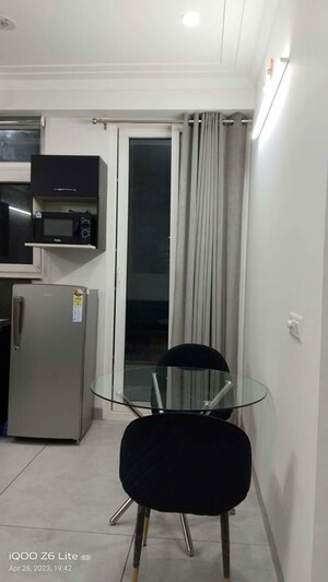 Team Area in 1 BHK Builder Floor at Sector 43 – for Rent