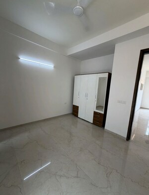 2 BHK Apartment For Rent in Smart World Orchard, Sector 61