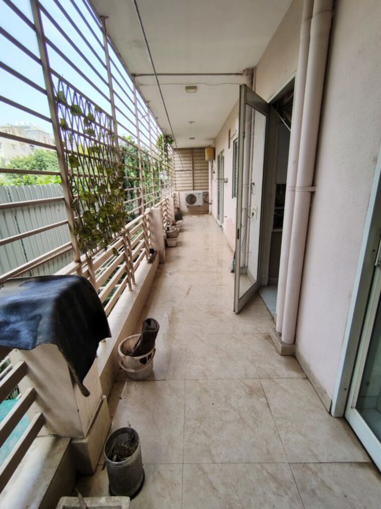 Balcony, sushant lok i 3 Bedroom 1700 Sq.Ft. Builder Floor In Sushant Lok I Gurgaon 10454556