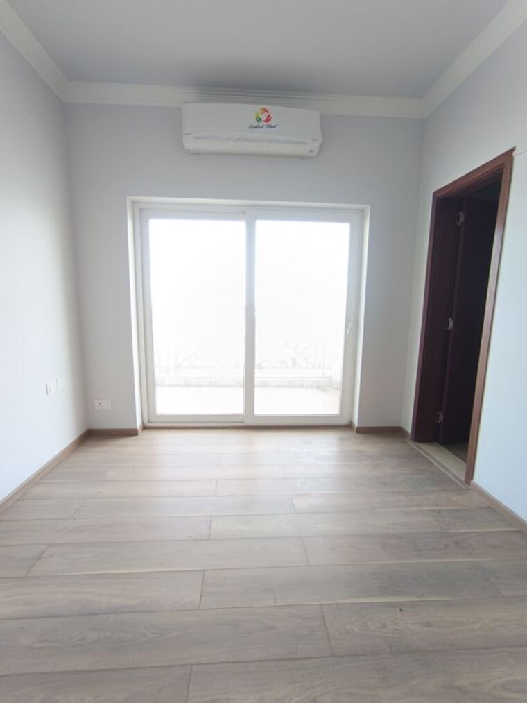 Room, central-park-flower-valley-aqua-front-towers 3 Bedroom 1789 Sq.Ft. Apartment In Sohna Sector 33 Gurgaon 10454564