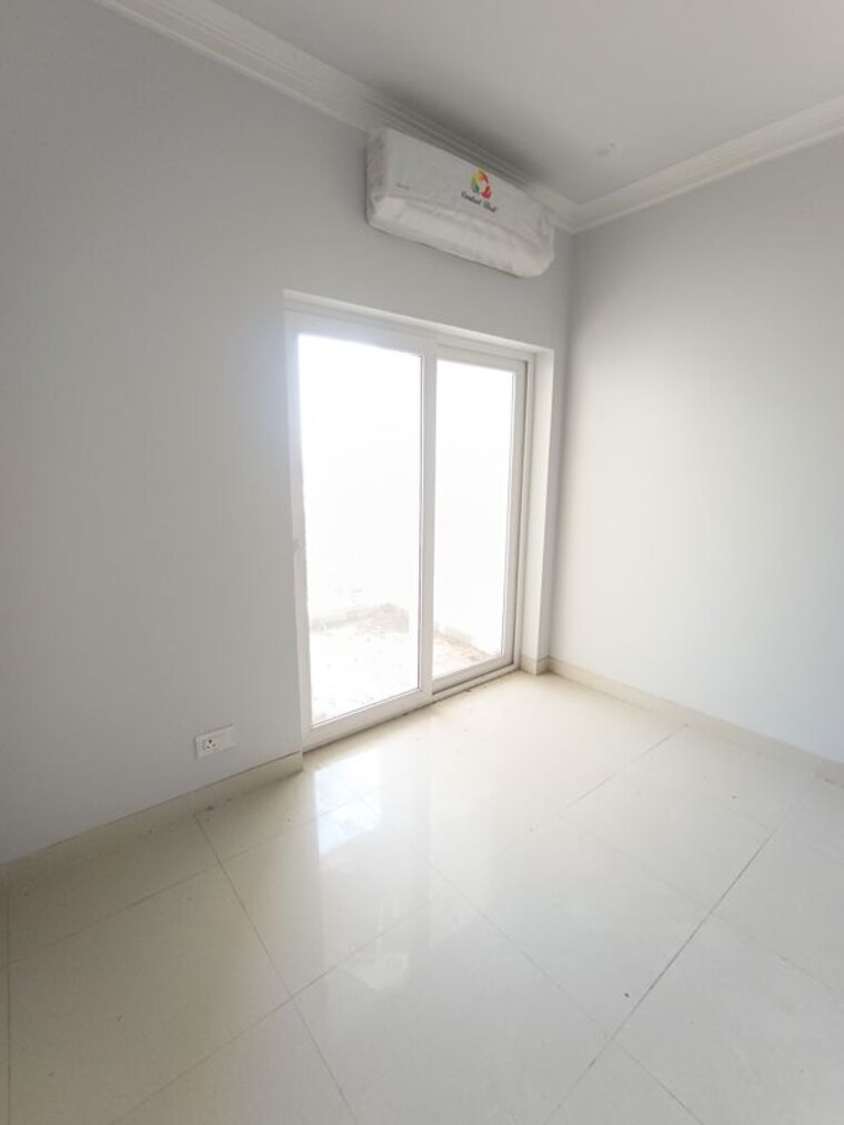 Room, central-park-flower-valley-aqua-front-towers 3 Bedroom 1789 Sq.Ft. Apartment In Sohna Sector 33 Gurgaon 10454564