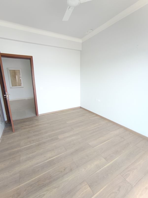 3 BHK 1789 Sq.Ft. Apartment in Central Park Flower Valley Aqua Front Towers