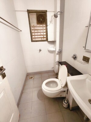 Bathroom in 3.5 BHK Villa at Sierra, Undri – for Rent