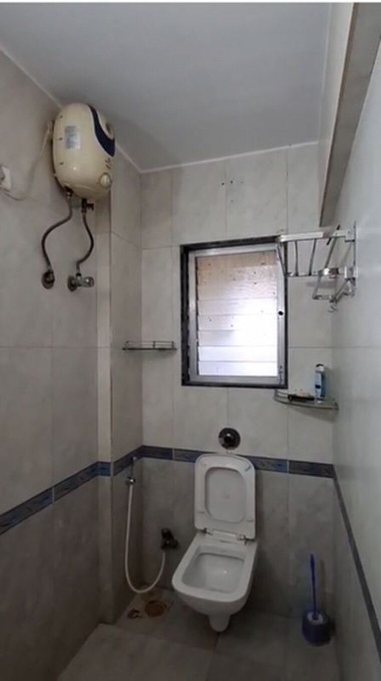 Bathroom, bhoj-bhavan 2 Bedroom 800 Sq.Ft. Apartment In Chembur Mumbai 10454614