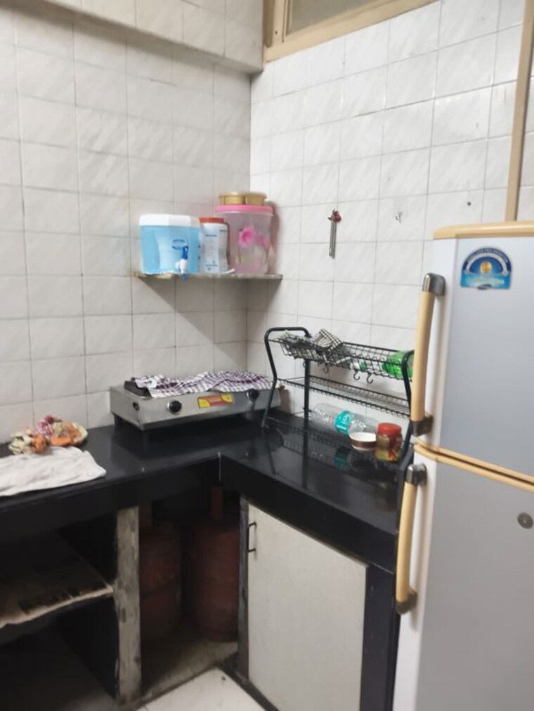 Kitchen, shree ram nagar 1 Bedroom 400 Sq.Ft. Apartment In Shree Ram Nagar Mumbai 10454640