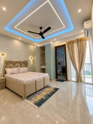 Room in 3 BHK Builder Floor at Sector 83 – for Sale