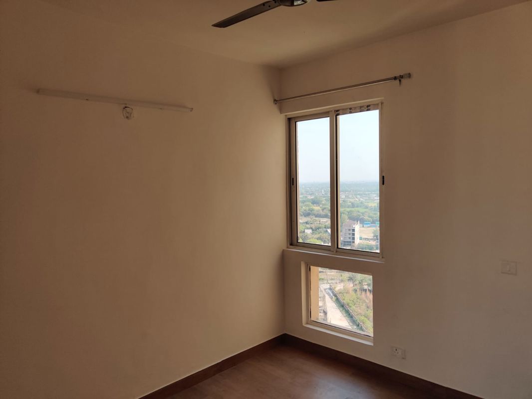 2 BHK + Basement 960 Sq.Ft. Apartment in Jaypee Green Kosmos Phase II