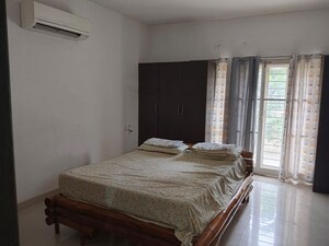 Bedroom in 4 BHK Villa at Tellapur – for Rent