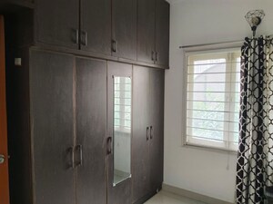 Room in 4 BHK Villa at Tellapur – for Rent